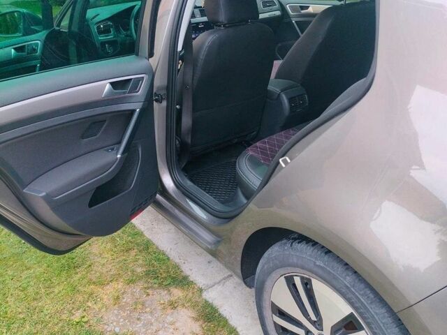 Сірий Фольксваген e-Golf, об'ємом двигуна 0 л та пробігом 174 тис. км за 8500 $, фото 22 на Automoto.ua