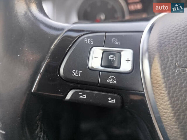 Сірий Фольксваген e-Golf, об'ємом двигуна 1.6 л та пробігом 400 тис. км за 9500 $, фото 3 на Automoto.ua