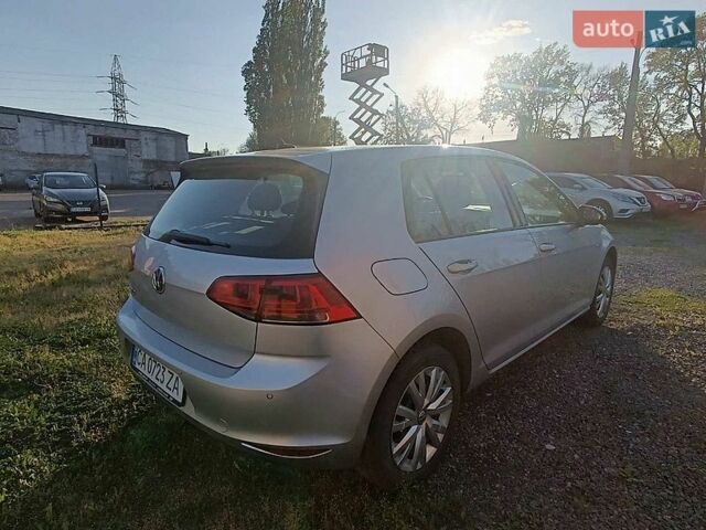 Серый Фольксваген e-Golf, объемом двигателя 0 л и пробегом 111 тыс. км за 9300 $, фото 15 на Automoto.ua