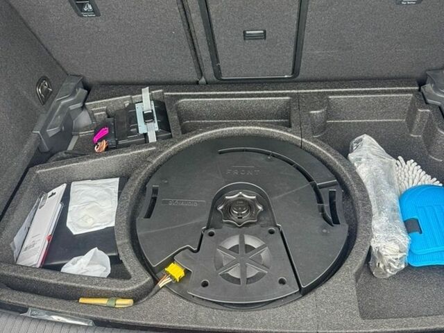 Сірий Фольксваген e-Golf, об'ємом двигуна 0 л та пробігом 127 тис. км за 10999 $, фото 55 на Automoto.ua