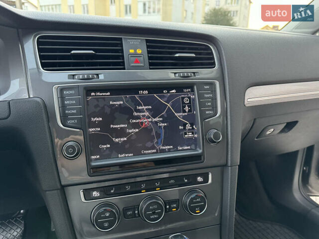 Сірий Фольксваген e-Golf, об'ємом двигуна 0 л та пробігом 106 тис. км за 10000 $, фото 33 на Automoto.ua