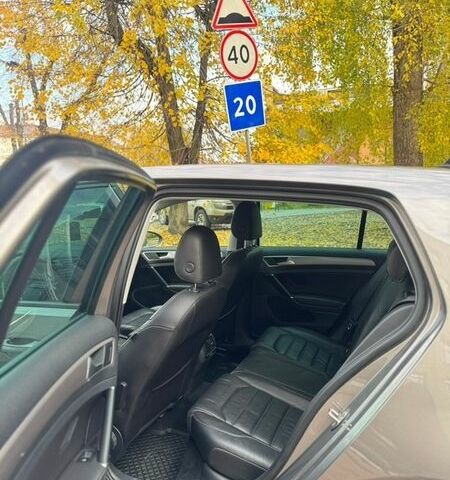 Сірий Фольксваген e-Golf, об'ємом двигуна 0 л та пробігом 102 тис. км за 8800 $, фото 8 на Automoto.ua