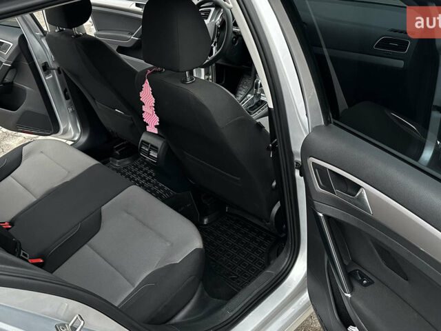 Сірий Фольксваген e-Golf, об'ємом двигуна 0 л та пробігом 67 тис. км за 11500 $, фото 13 на Automoto.ua