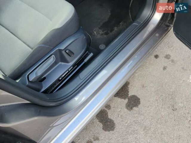 Сірий Фольксваген e-Golf, об'ємом двигуна 0 л та пробігом 79 тис. км за 8900 $, фото 29 на Automoto.ua