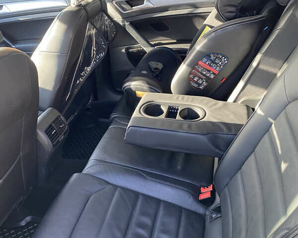 Сірий Фольксваген e-Golf, об'ємом двигуна 0 л та пробігом 121 тис. км за 10200 $, фото 10 на Automoto.ua