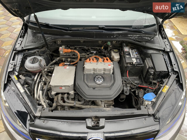 Сірий Фольксваген e-Golf, об'ємом двигуна 0 л та пробігом 160 тис. км за 9700 $, фото 14 на Automoto.ua