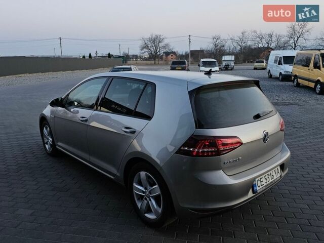 Серый Фольксваген e-Golf, объемом двигателя 0 л и пробегом 126 тыс. км за 10000 $, фото 3 на Automoto.ua