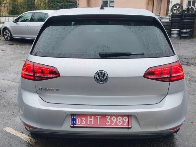 Серый Фольксваген e-Golf, объемом двигателя 0 л и пробегом 137 тыс. км за 9400 $, фото 5 на Automoto.ua