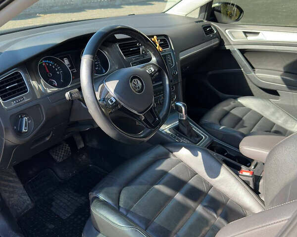 Сірий Фольксваген e-Golf, об'ємом двигуна 0 л та пробігом 150 тис. км за 9200 $, фото 6 на Automoto.ua