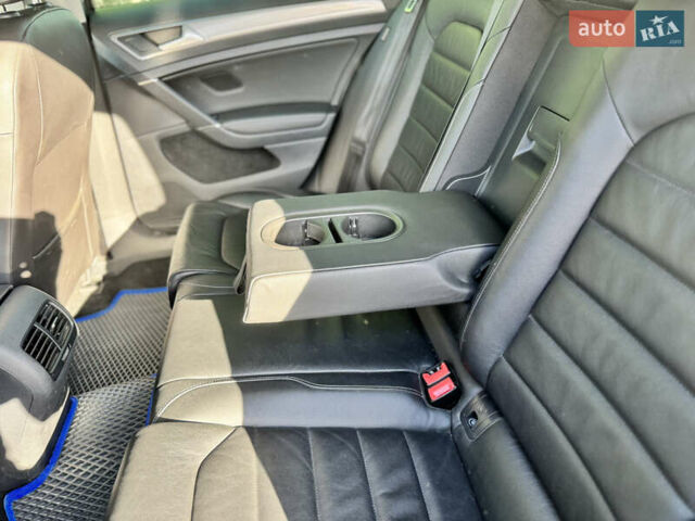 Серый Фольксваген e-Golf, объемом двигателя 0 л и пробегом 114 тыс. км за 10500 $, фото 18 на Automoto.ua