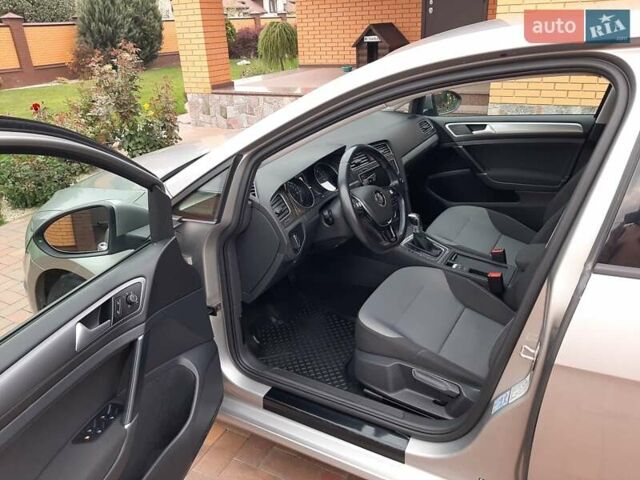 Сірий Фольксваген e-Golf, об'ємом двигуна 0 л та пробігом 97 тис. км за 9500 $, фото 8 на Automoto.ua