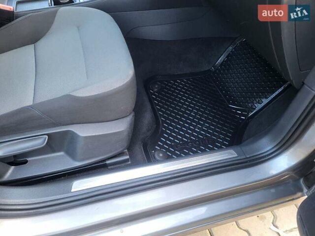 Сірий Фольксваген e-Golf, об'ємом двигуна 0 л та пробігом 154 тис. км за 9300 $, фото 137 на Automoto.ua