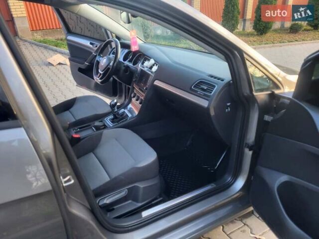 Сірий Фольксваген e-Golf, об'ємом двигуна 0 л та пробігом 154 тис. км за 9300 $, фото 131 на Automoto.ua