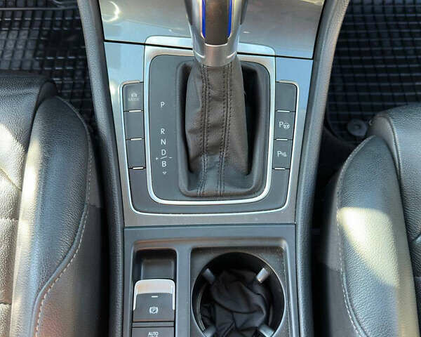 Сірий Фольксваген e-Golf, об'ємом двигуна 0 л та пробігом 150 тис. км за 9200 $, фото 28 на Automoto.ua