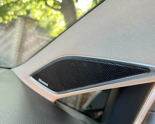 Серый Фольксваген e-Golf, объемом двигателя 0 л и пробегом 152 тыс. км за 9199 $, фото 17 на Automoto.ua
