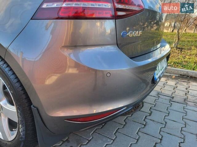 Сірий Фольксваген e-Golf, об'ємом двигуна 0 л та пробігом 154 тис. км за 9300 $, фото 45 на Automoto.ua