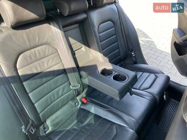 Серый Фольксваген e-Golf, объемом двигателя 0 л и пробегом 81 тыс. км за 13000 $, фото 10 на Automoto.ua