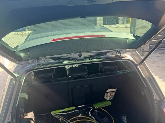 Сірий Фольксваген e-Golf, об'ємом двигуна 0 л та пробігом 130 тис. км за 9300 $, фото 9 на Automoto.ua