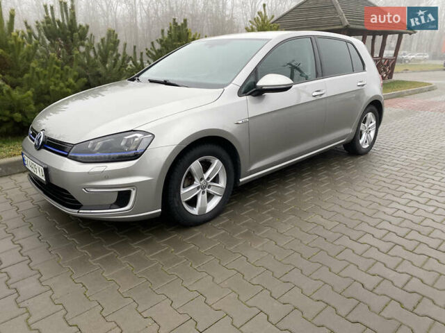 Серый Фольксваген e-Golf, объемом двигателя 0 л и пробегом 110 тыс. км за 8800 $, фото 19 на Automoto.ua