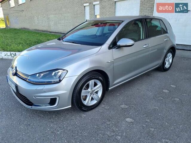 Сірий Фольксваген e-Golf, об'ємом двигуна 0 л та пробігом 48 тис. км за 12000 $, фото 10 на Automoto.ua