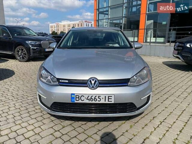 Серый Фольксваген e-Golf, объемом двигателя 0 л и пробегом 115 тыс. км за 8500 $, фото 1 на Automoto.ua