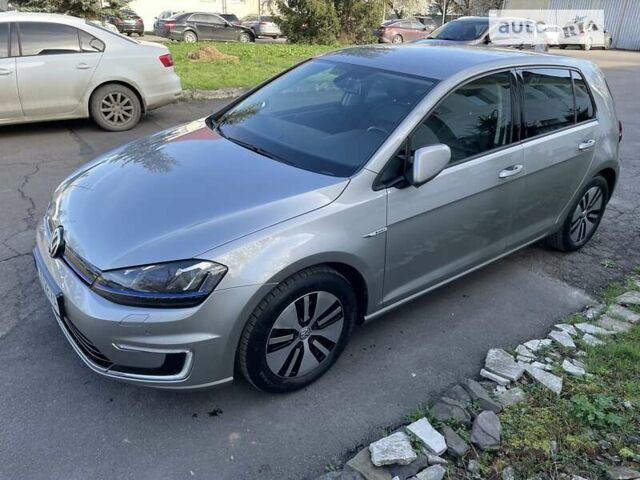 Сірий Фольксваген e-Golf, об'ємом двигуна 0 л та пробігом 70 тис. км за 13400 $, фото 20 на Automoto.ua