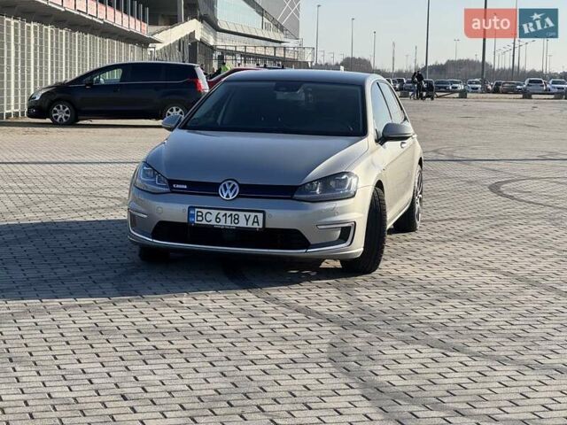 Серый Фольксваген e-Golf, объемом двигателя 0 л и пробегом 119 тыс. км за 9800 $, фото 1 на Automoto.ua