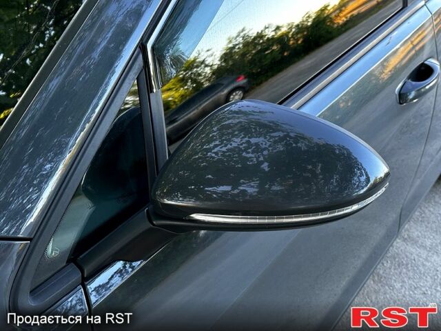 Сірий Фольксваген e-Golf, об'ємом двигуна 0 л та пробігом 145 тис. км за 10900 $, фото 6 на Automoto.ua