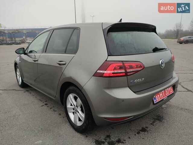 Сірий Фольксваген e-Golf, об'ємом двигуна 0 л та пробігом 117 тис. км за 8600 $, фото 4 на Automoto.ua