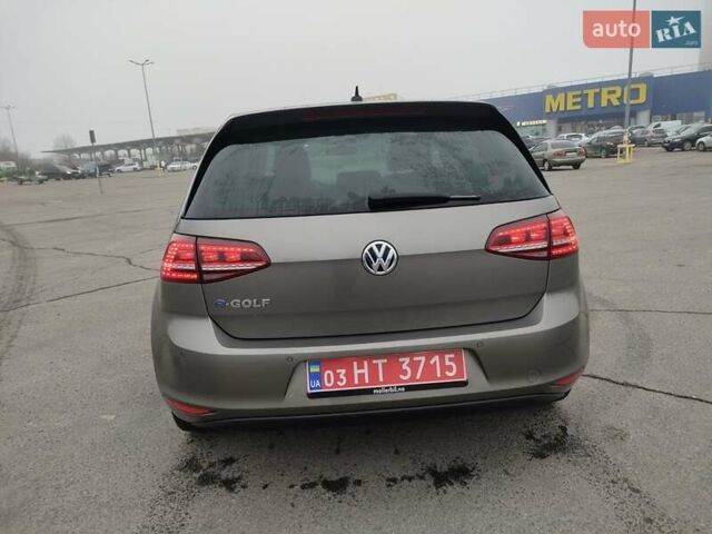Сірий Фольксваген e-Golf, об'ємом двигуна 0 л та пробігом 117 тис. км за 8600 $, фото 3 на Automoto.ua