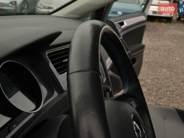 Сірий Фольксваген e-Golf, об'ємом двигуна 0 л та пробігом 117 тис. км за 8450 $, фото 24 на Automoto.ua