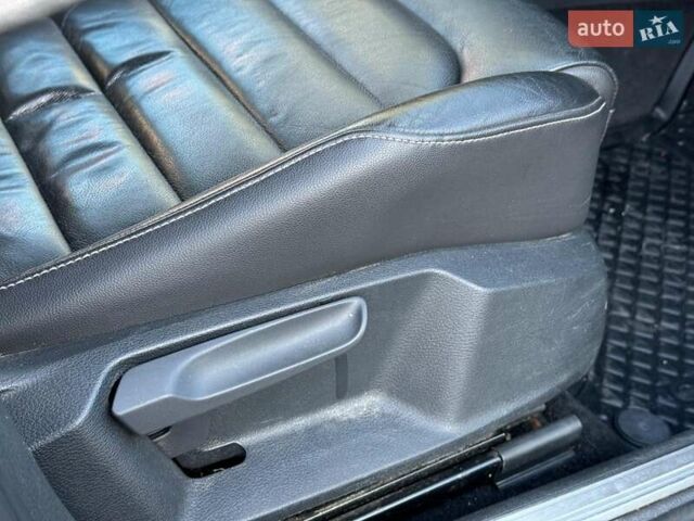 Серый Фольксваген e-Golf, объемом двигателя 0 л и пробегом 72 тыс. км за 11390 $, фото 27 на Automoto.ua