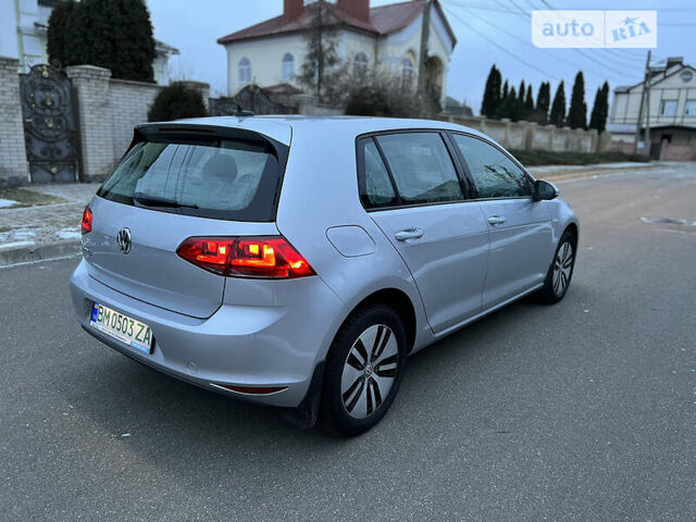 Серый Фольксваген e-Golf, объемом двигателя 0 л и пробегом 60 тыс. км за 14800 $, фото 4 на Automoto.ua