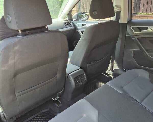 Сірий Фольксваген e-Golf, об'ємом двигуна 0 л та пробігом 90 тис. км за 9600 $, фото 16 на Automoto.ua