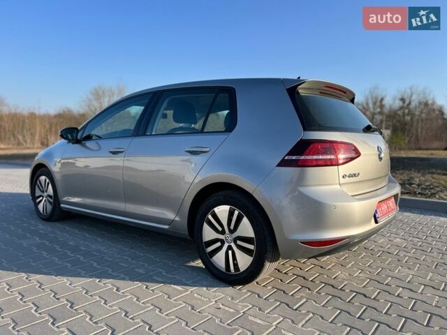 Серый Фольксваген e-Golf, объемом двигателя 0 л и пробегом 127 тыс. км за 8550 $, фото 6 на Automoto.ua