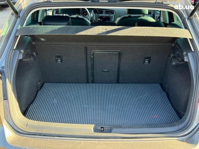 Серый Фольксваген e-Golf, объемом двигателя 0 л и пробегом 72 тыс. км за 11390 $, фото 20 на Automoto.ua