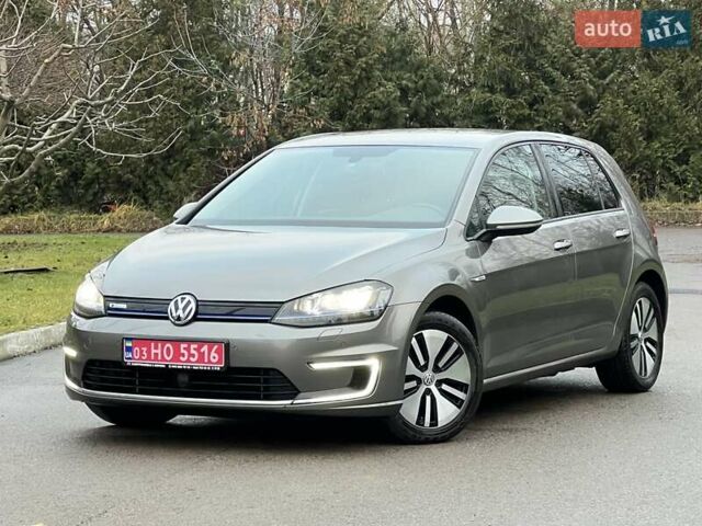 Серый Фольксваген e-Golf, объемом двигателя 0 л и пробегом 127 тыс. км за 8850 $, фото 2 на Automoto.ua