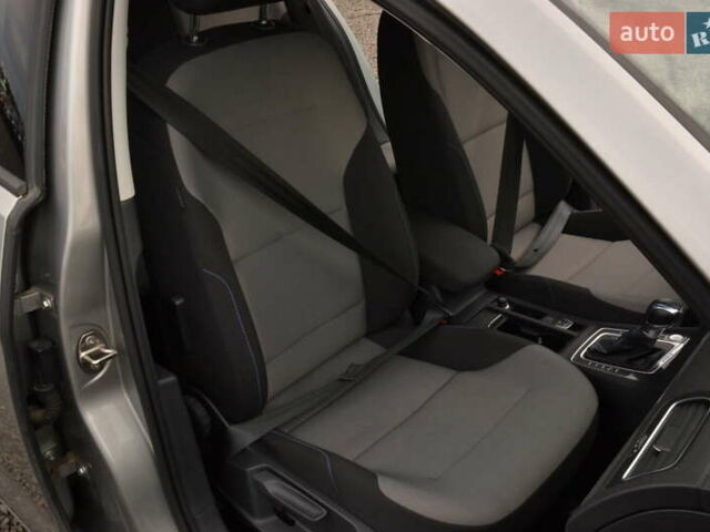 Сірий Фольксваген e-Golf, об'ємом двигуна 0 л та пробігом 117 тис. км за 8450 $, фото 22 на Automoto.ua