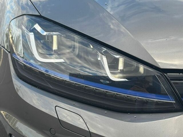 Сірий Фольксваген e-Golf, об'ємом двигуна 0 л та пробігом 112 тис. км за 9700 $, фото 15 на Automoto.ua