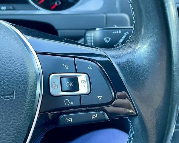 Серый Фольксваген e-Golf, объемом двигателя 0 л и пробегом 119 тыс. км за 10700 $, фото 26 на Automoto.ua