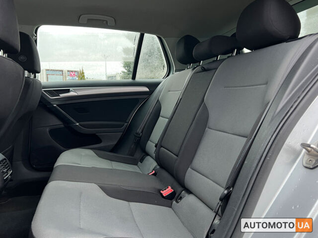 Сірий Фольксваген e-Golf, об'ємом двигуна 24 л та пробігом 107 тис. км за 9900 $, фото 11 на Automoto.ua