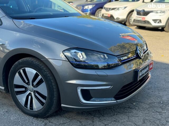 Серый Фольксваген e-Golf, объемом двигателя 0 л и пробегом 72 тыс. км за 11390 $, фото 3 на Automoto.ua