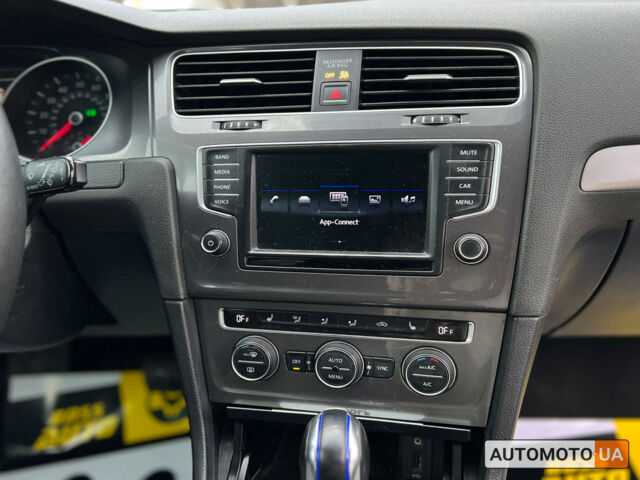 Сірий Фольксваген e-Golf, об'ємом двигуна 24 л та пробігом 107 тис. км за 9900 $, фото 10 на Automoto.ua