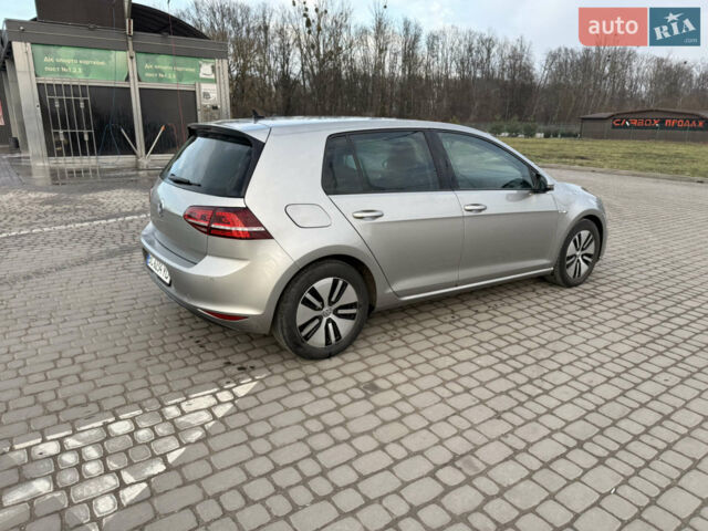 Серый Фольксваген e-Golf, объемом двигателя 0 л и пробегом 122 тыс. км за 9200 $, фото 11 на Automoto.ua