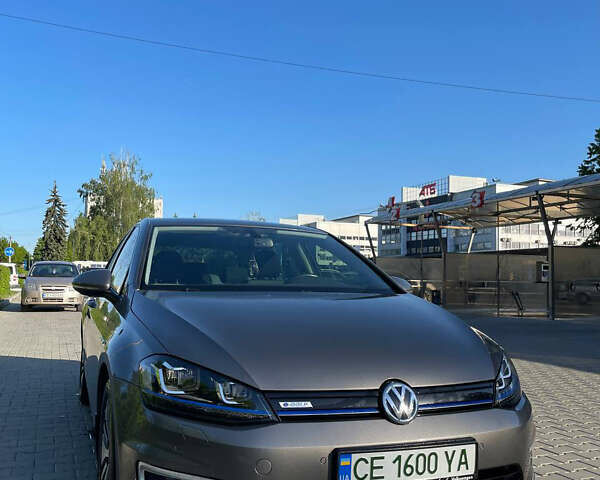 Серый Фольксваген e-Golf, объемом двигателя 0 л и пробегом 157 тыс. км за 10700 $, фото 1 на Automoto.ua