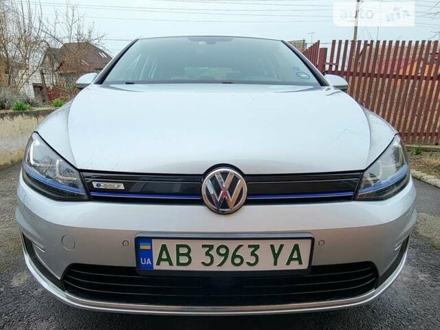 Серый Фольксваген e-Golf, объемом двигателя 0 л и пробегом 133 тыс. км за 9200 $, фото 3 на Automoto.ua