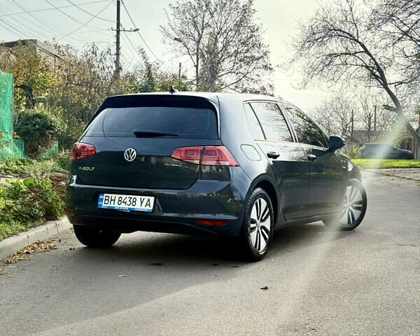 Сірий Фольксваген e-Golf, об'ємом двигуна 0 л та пробігом 165 тис. км за 8000 $, фото 6 на Automoto.ua