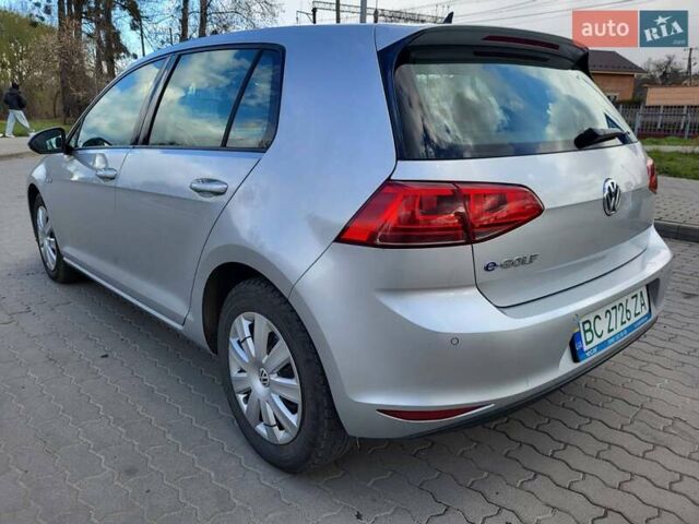 Серый Фольксваген e-Golf, объемом двигателя 0 л и пробегом 98 тыс. км за 9300 $, фото 40 на Automoto.ua