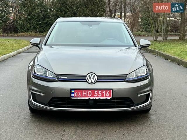 Серый Фольксваген e-Golf, объемом двигателя 0 л и пробегом 127 тыс. км за 8850 $, фото 5 на Automoto.ua