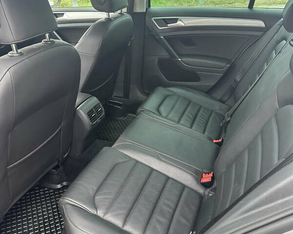 Серый Фольксваген e-Golf, объемом двигателя 0 л и пробегом 134 тыс. км за 9450 $, фото 15 на Automoto.ua